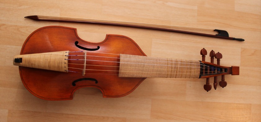 viole de gambe 01.jpg