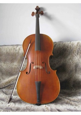 cello iesta2.jpg
